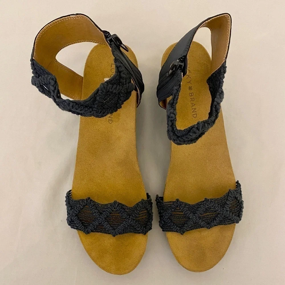 Lucky Brand Kierlo Wedge Sandals Macramé Heels Comfort Shoes Blue Size 9.5